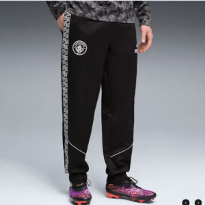 16251 000 17693 MCFC KING Anthem Pan